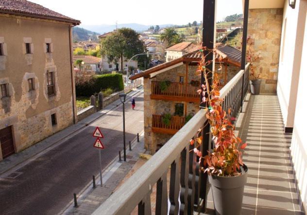 Hotel Valle De Turtzioz エクステリア 写真